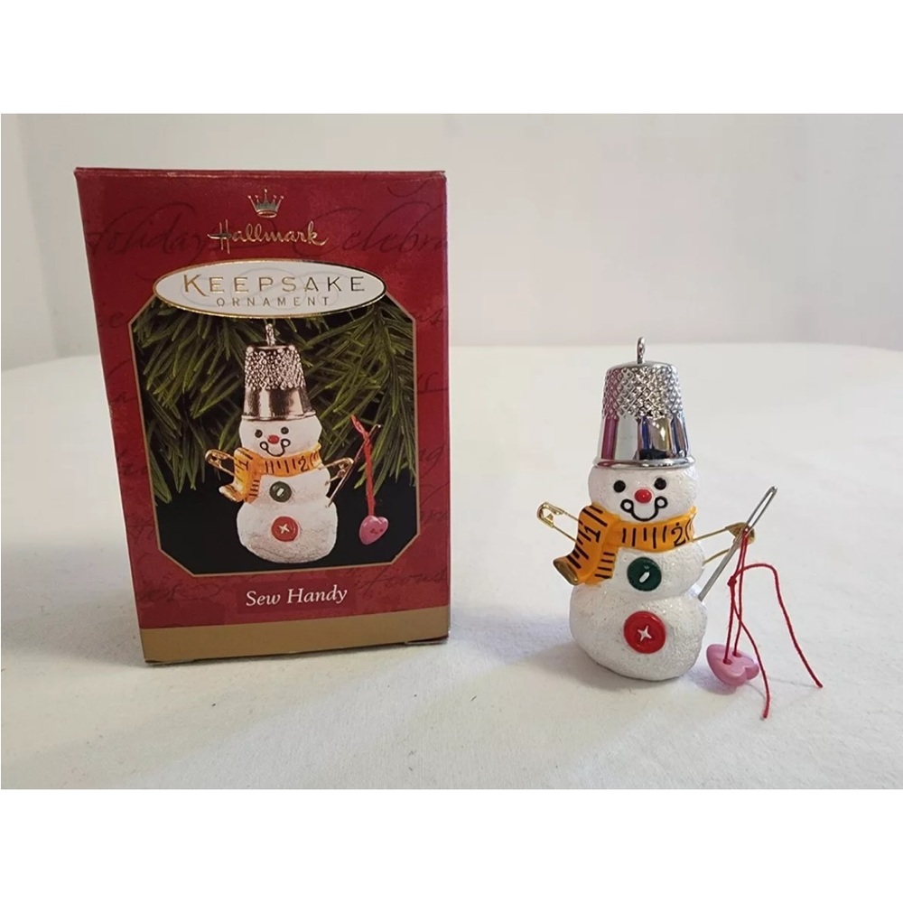 Hallmark Keepsake Ornament Sew Handy NIB 2.5” thimble needle